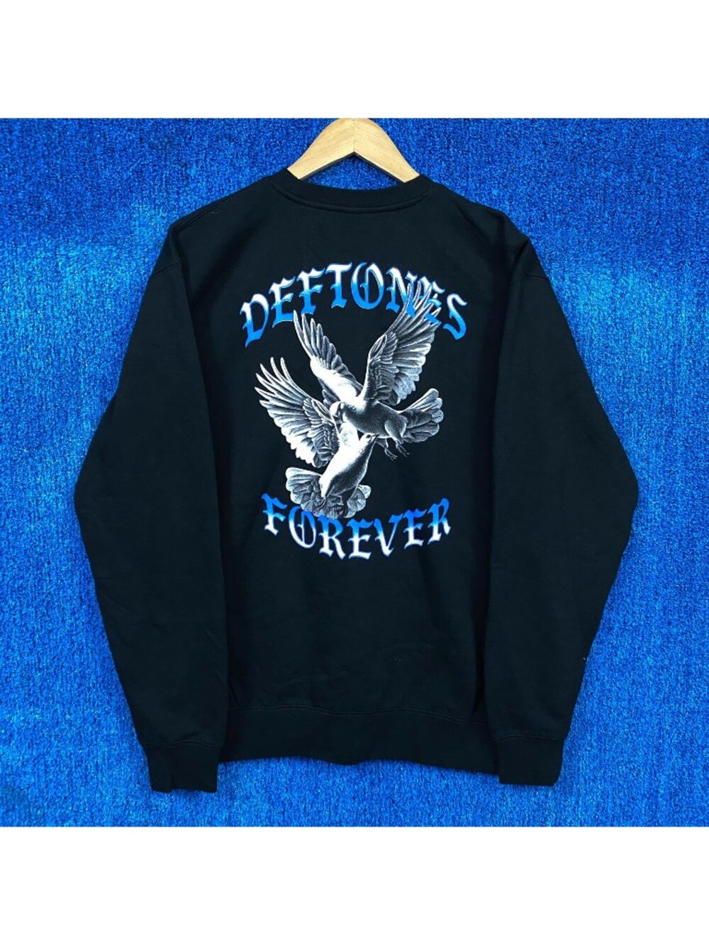 Deftones “Deftones Forever” Graphic Crewneck Size M
